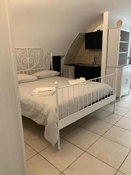 Villari 60 Bari Bagian luar foto